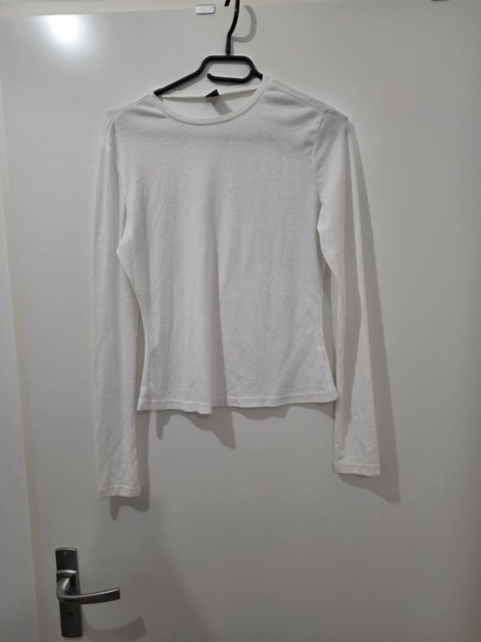Vêtements en lot - photo numéro 2