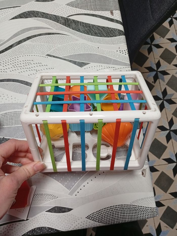 Jeu de forme style Montessori - photo numéro 2