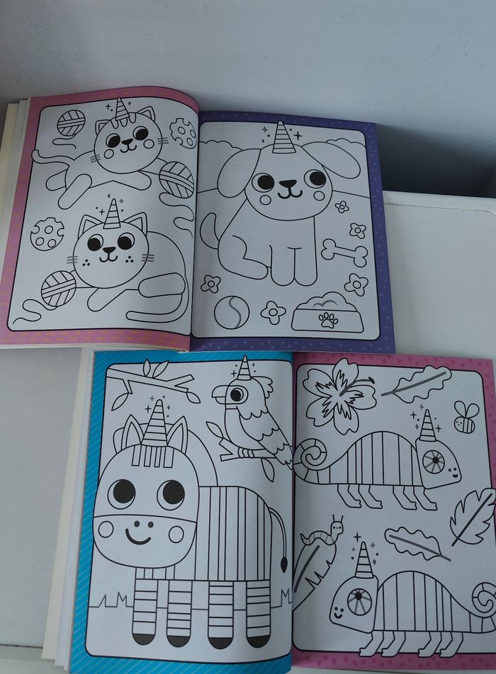 Livres coloriage et stickers - photo numéro 3