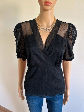 Haut noir en dentelle à manches courtes Morgan taille S jamais porté