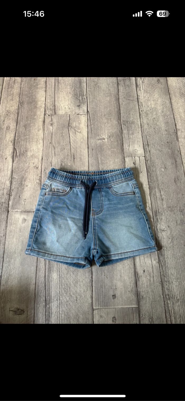 Short kiabi