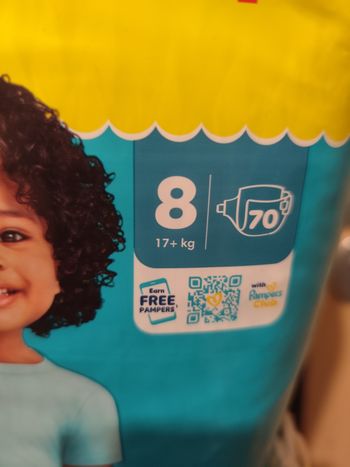 2 packs de couches Pampers taille 8