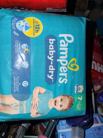 Pampers 
