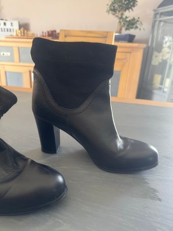 Bottines André cuir noir taille 38