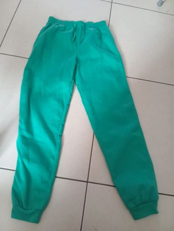 Pantalon jogging vert neuf 13 14 ans