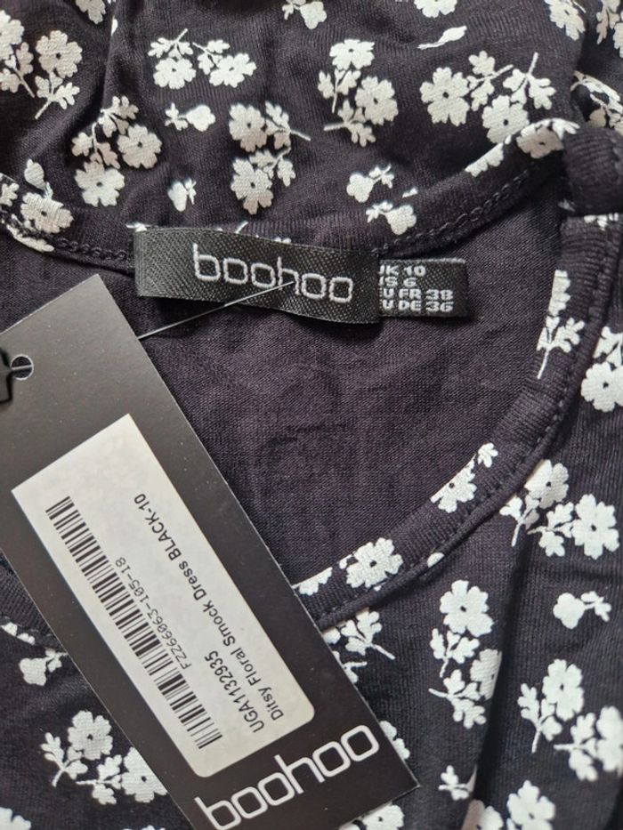 Jolie robe Boohoo taille 38 neuve avec étiquette - photo numéro 6
