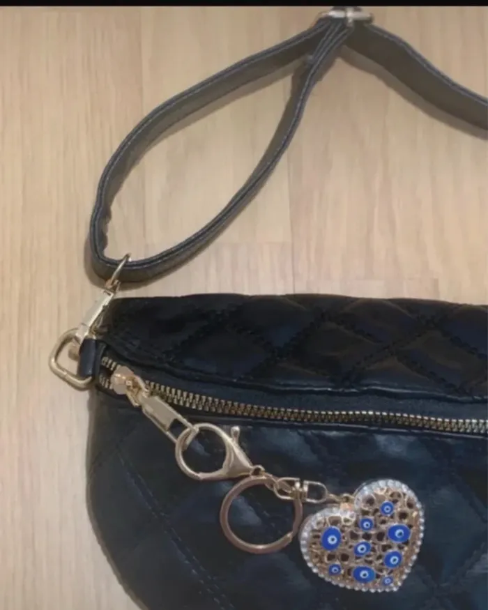 Sac noir porte des clés offerte 🍭🍭 - photo numéro 2