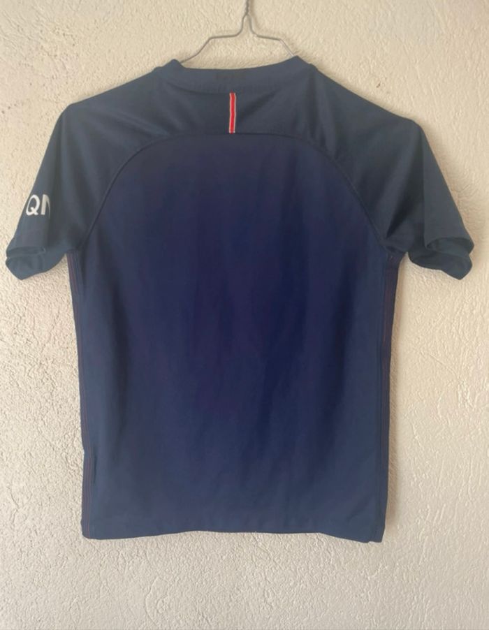 Maillot football Nike Paris - taille 10/12 ans - photo numéro 6