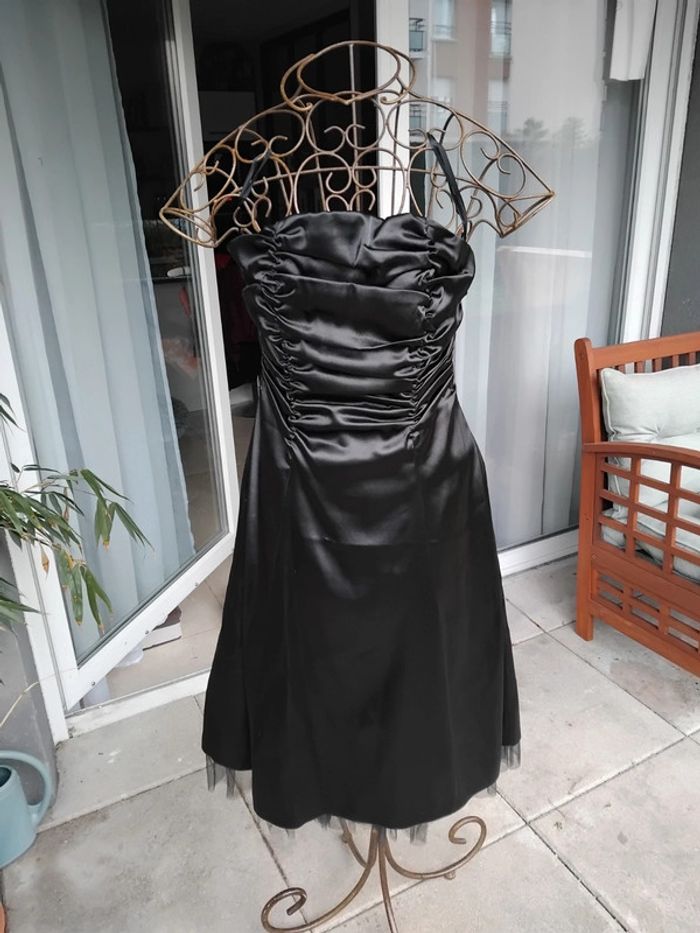 Robe bustier avec écharpe