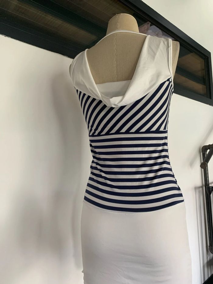 Robe courte légère - photo numéro 3