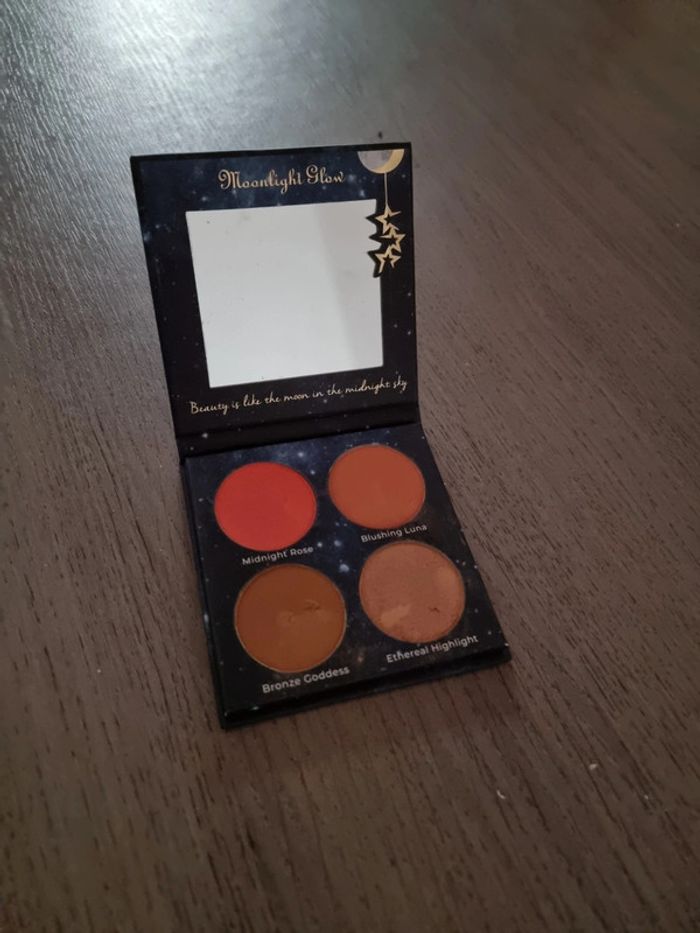 Maquillage - photo numéro 2