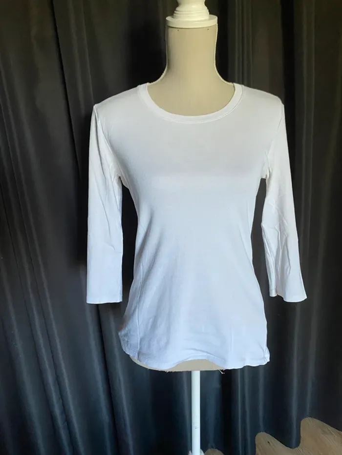 T-shirt blanc Uniqlo manches trois quarts