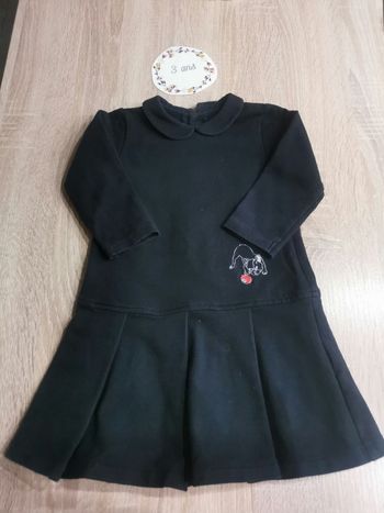 Robe noire manche longue 3ans tbe