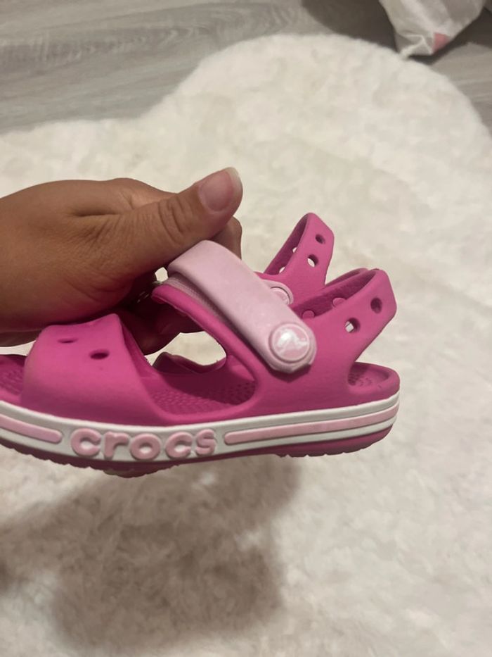 Crocs sandalette fille rose C6 (22-23) - photo numéro 5