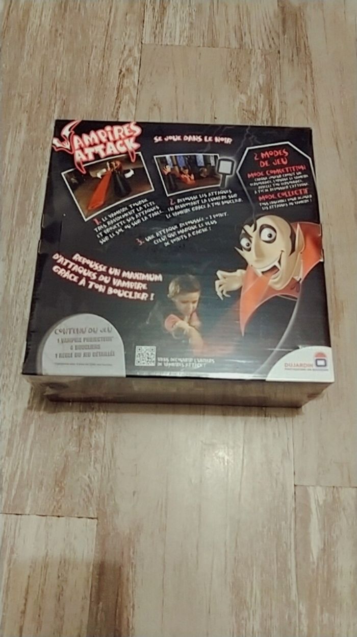 Vampires attack neuf - photo numéro 2