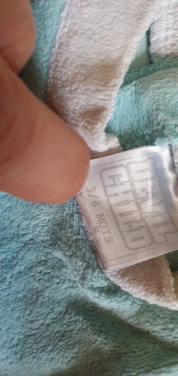 Lot de pyjamas 6mois garçon - photo numéro 7