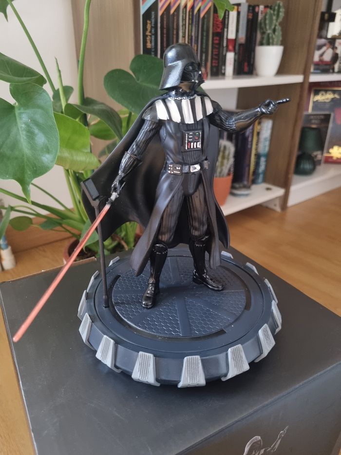 Figurine Darth Vader Lumineuse neuf - photo numéro 4