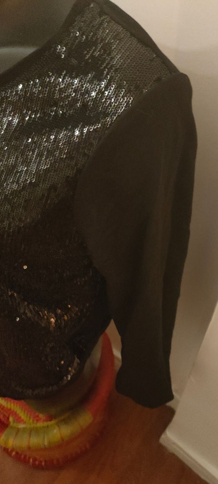 Pull à sequins - photo numéro 3