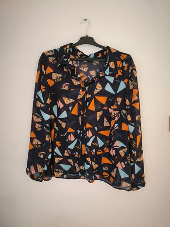 Chemise transparente à motifs