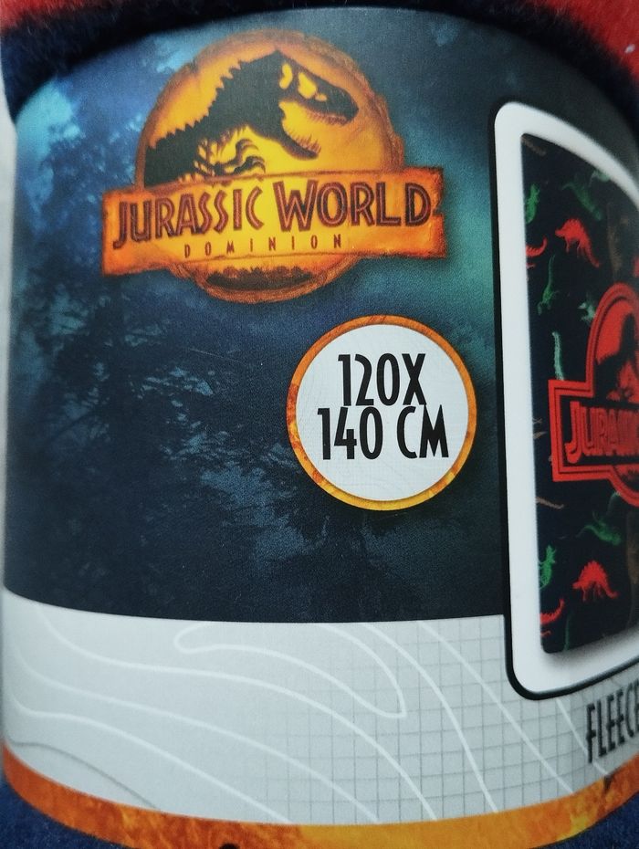 Jurassic World Dominion : Plaid Polaire 100% Polyester- 120x140cm - photo numéro 3