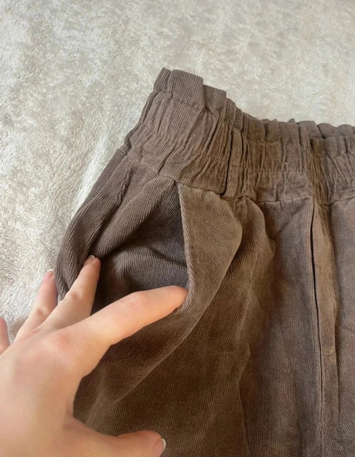 Pantalon marron côtelé - photo numéro 2