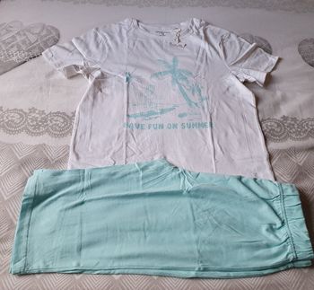 Pyjama été ou ensemble de taille 14ans 