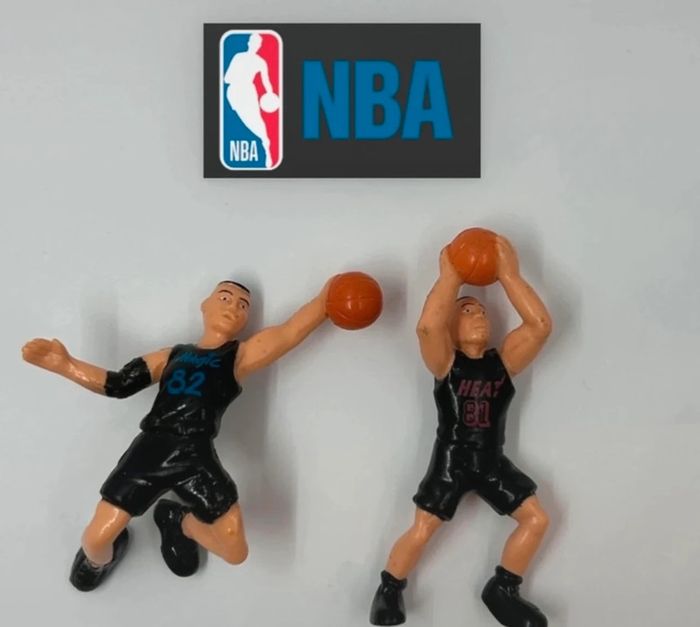 NBA 🏀 Kellogg's Pack 2 Figurines " Orlando Magics Vs Miami Heat" - photo numéro 2