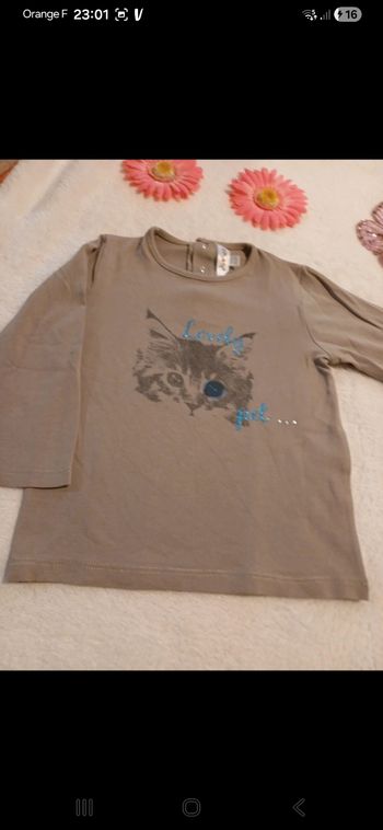 T.shirt fille taille 24 mois