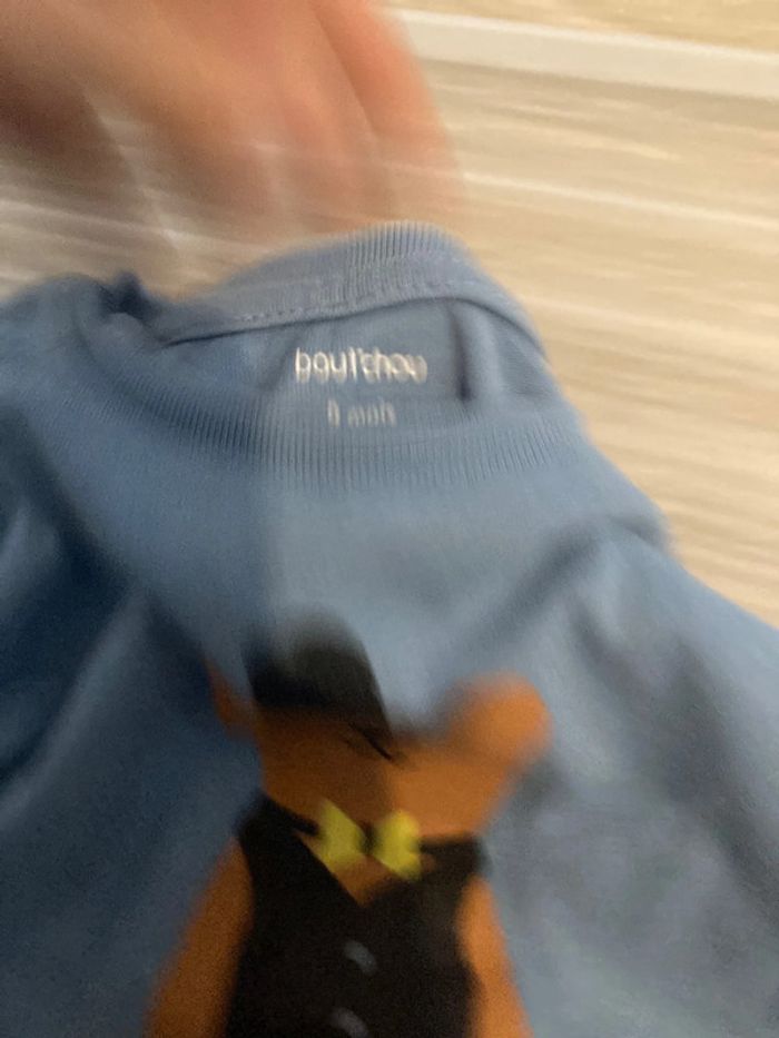 T-shirt taille neuf mois - photo numéro 3