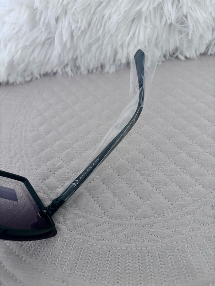 Lunette de soleil pour femme - photo numéro 4