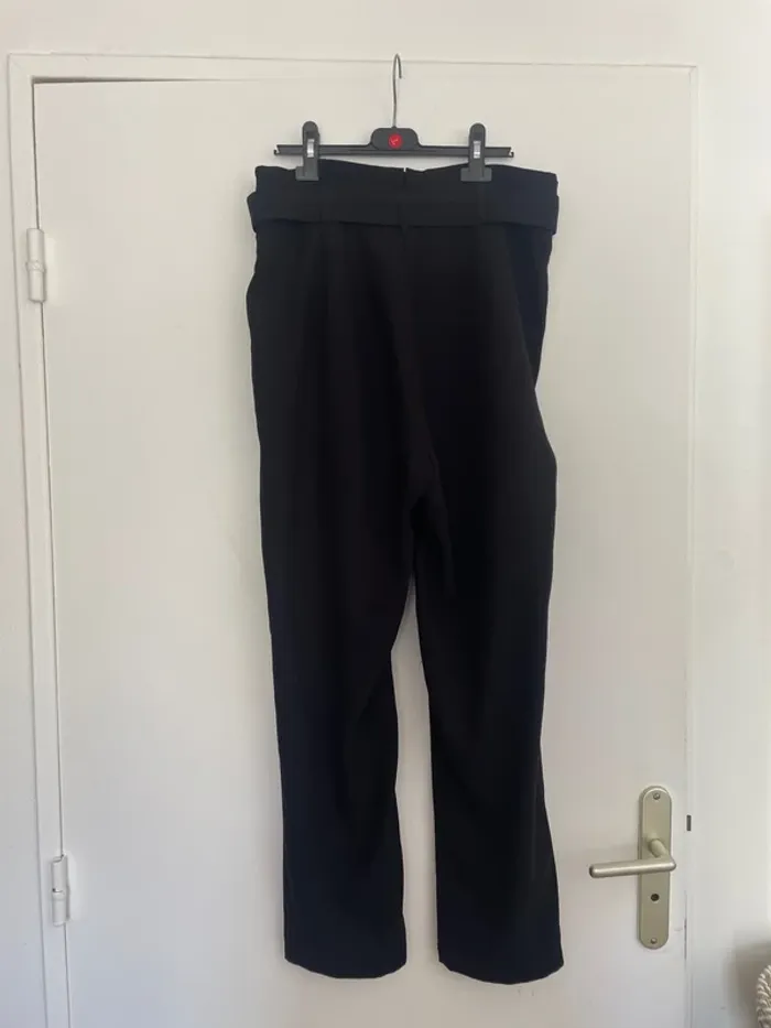 Pantalon noir Jennyfer 40 - photo numéro 2
