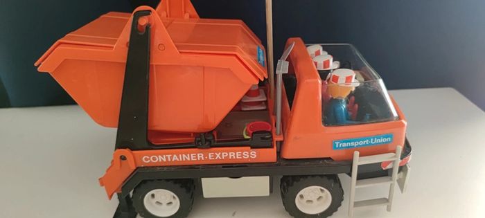 Playmobil Klicky N 3471 Camion porte- containers + 3 ouvriers vintage - photo numéro 3
