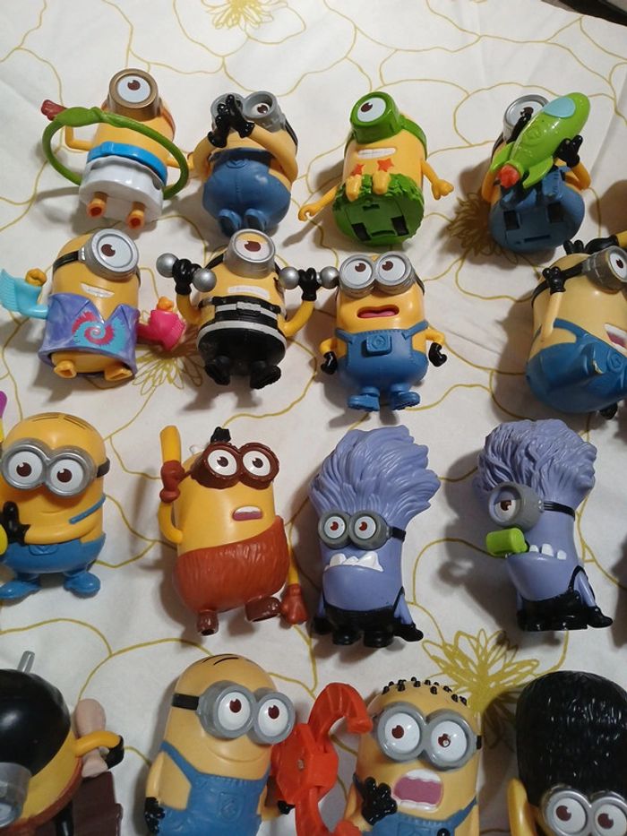 Gros de lot de minions Mcdo - photo numéro 11