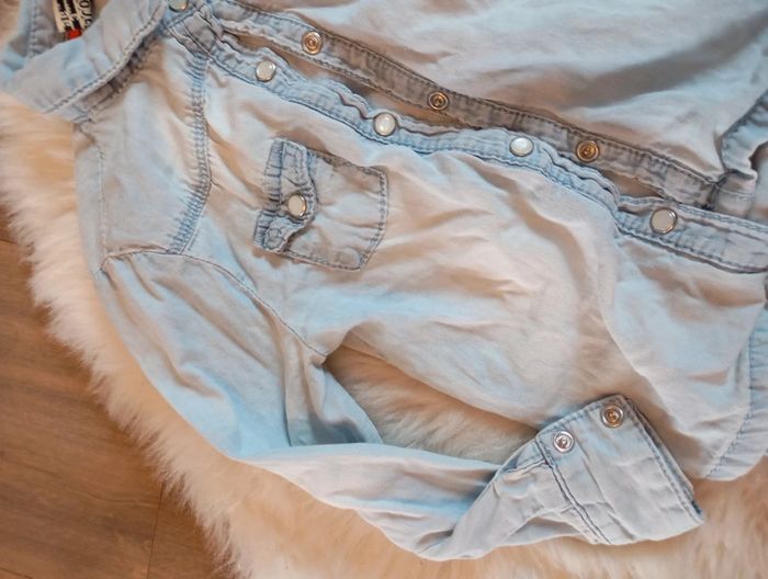 Look fille 3 ans chemise en jean tao + jean h&m - photo numéro 4