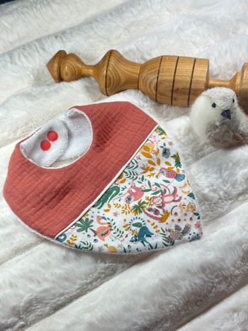 Bavoir naissance savane bambou terracotta