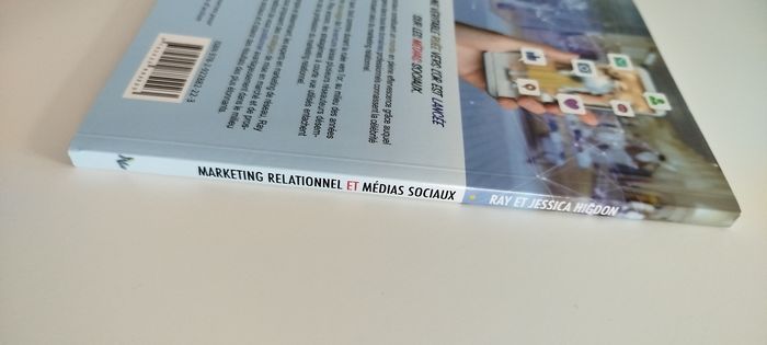 Livre "Marketing Relationnel et Médias Sociaux" - photo numéro 3