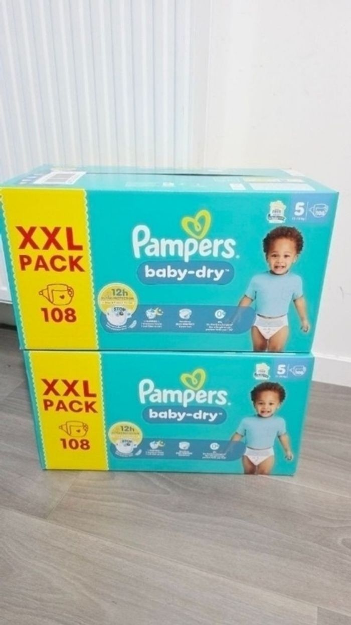 2× Couches Pampers  Taille 5I PACK XXL ×216