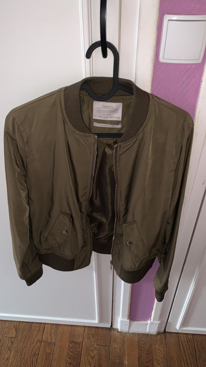 Veste bombers Bershka - photo numéro 2