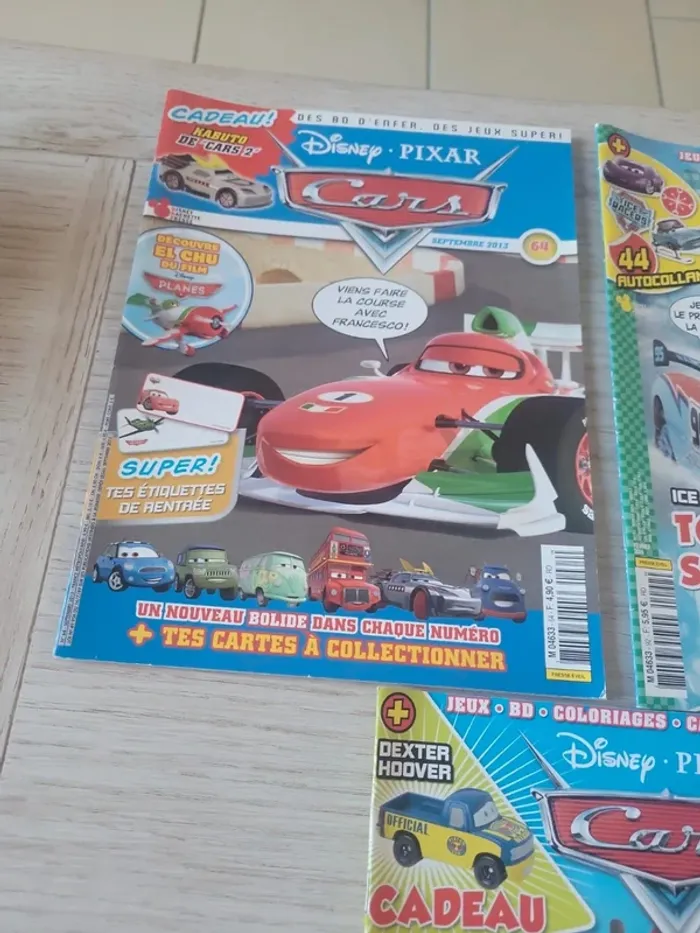 Livres revues CARS - photo numéro 2