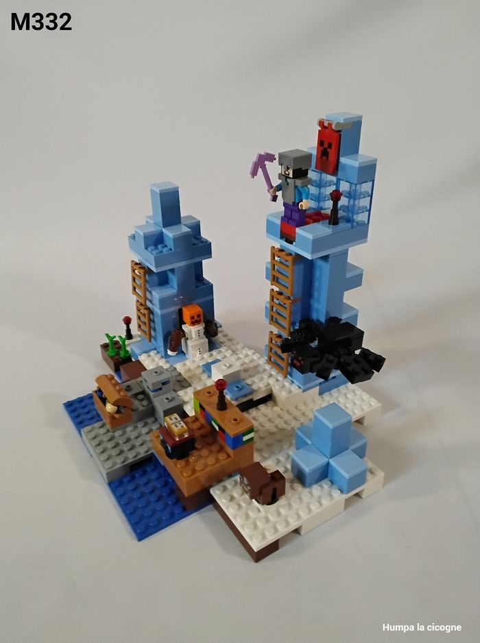 Lego Minecraft 21131 (M332) - photo numéro 2