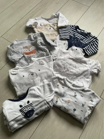 Lot de 7 pyjamas 3 mois