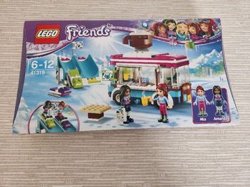 Lego friends 41319 - La camionnette à chocolat de la station de ski.