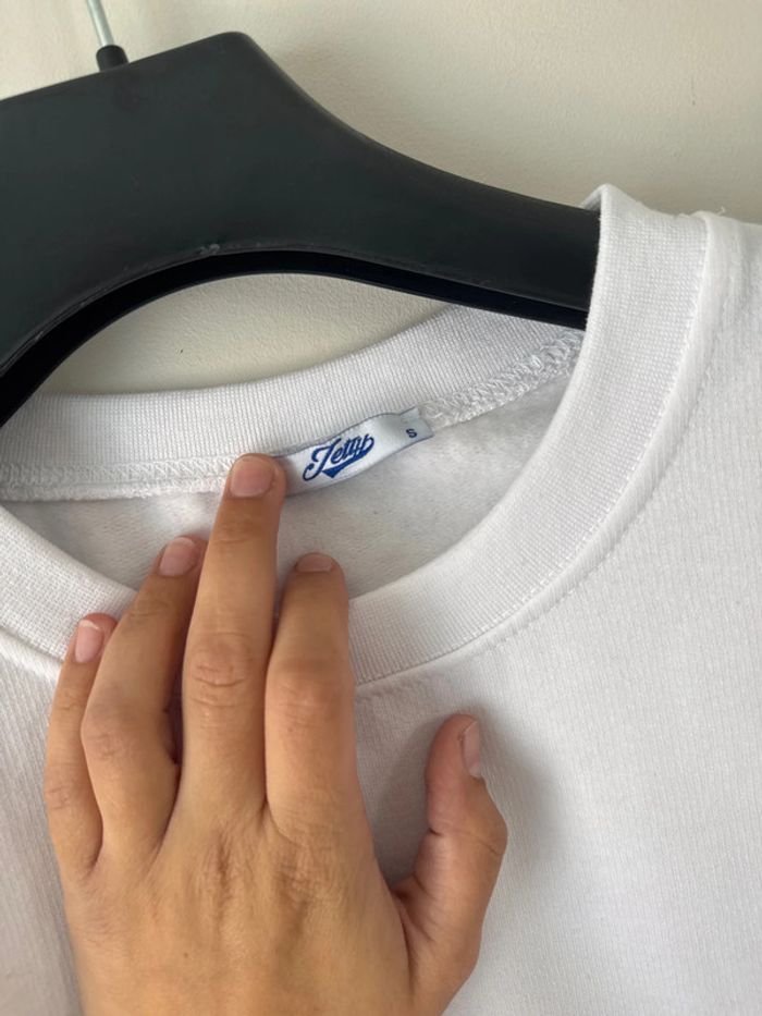 👕 Pull blanc chaud mixte - taille S - Jetty- neuf sans étiquette - photo numéro 2