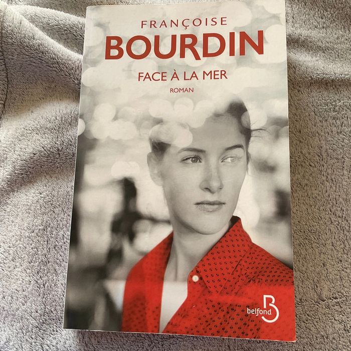 #face à la mer Francoise Bourdin