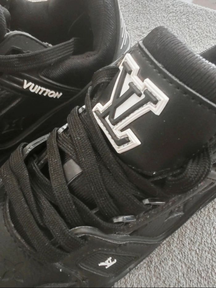 Baskets Louis Vuitton Trainer en cuir – Taille 42 – Made in Italy - photo numéro 8