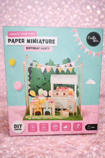 Kit DIY miniature anniversaire en papier