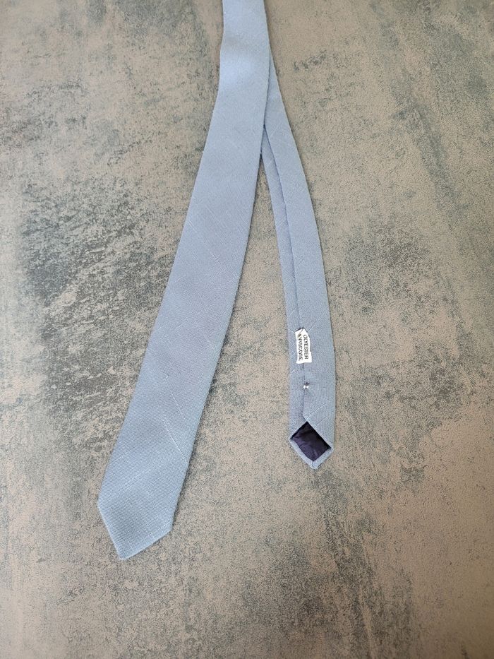 Cravate grise - photo numéro 3