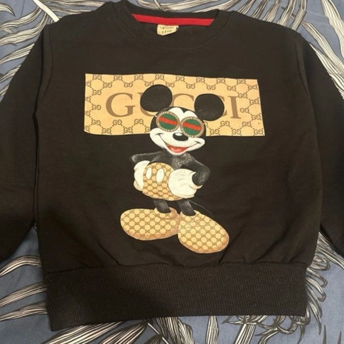 Beau pull pour les enfants