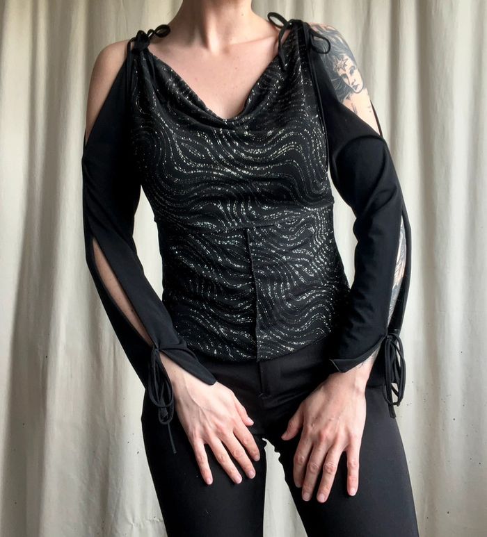Top paillettes manches fendues Goth y2k vintage annees 2000 - Taille S/M - photo numéro 2
