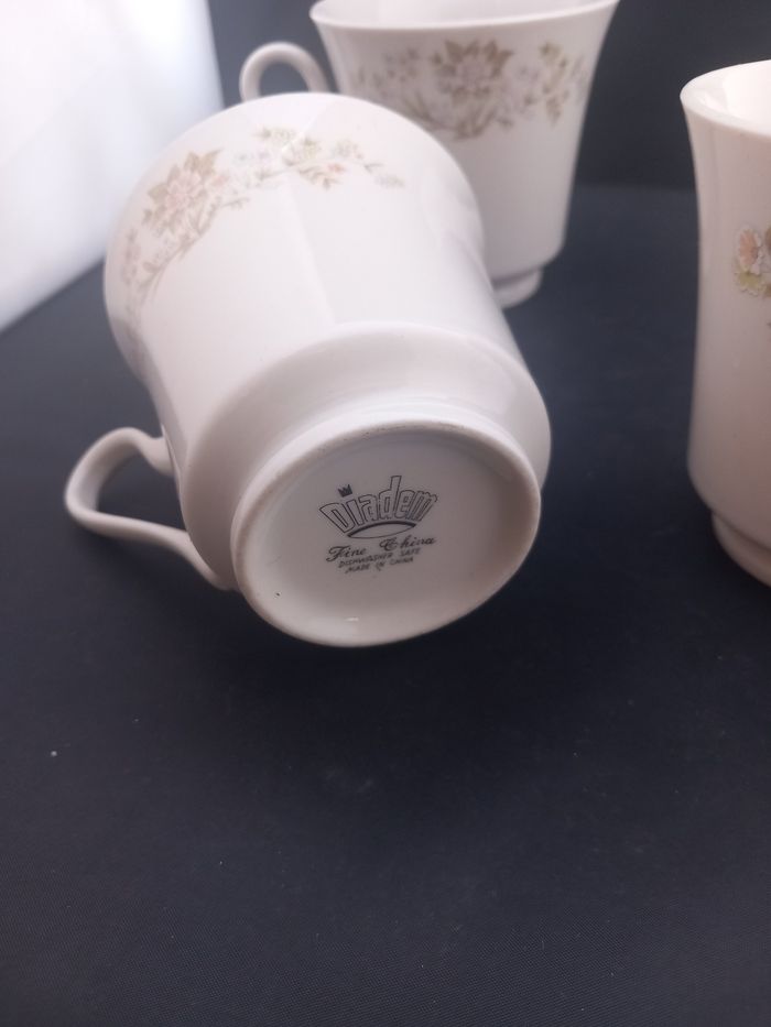 4 Tasses avec motifs fleurs Diadem - photo numéro 7